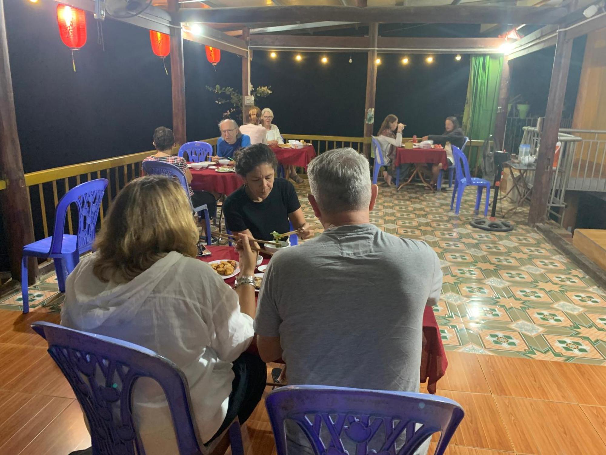 Hoang Nguyen Homestay Ba Be エクステリア 写真