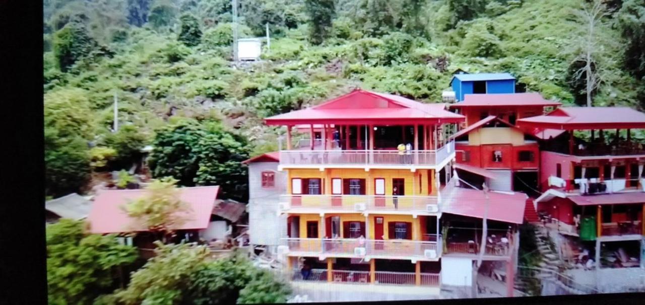 Hoang Nguyen Homestay Ba Be エクステリア 写真
